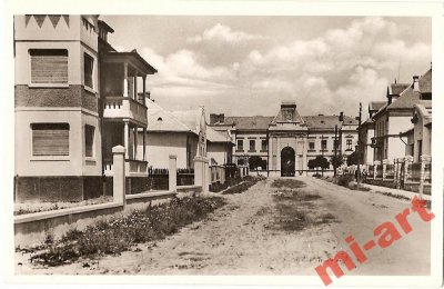 obrázok k predmetu 1 -Lučenec, kasárne?